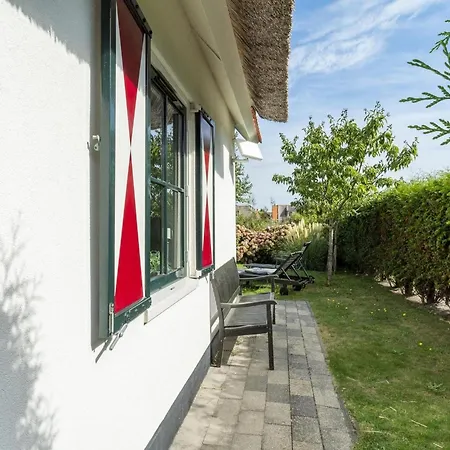 Villa Elegant With Garden *