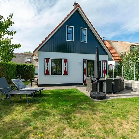Villa Elegant With Garden